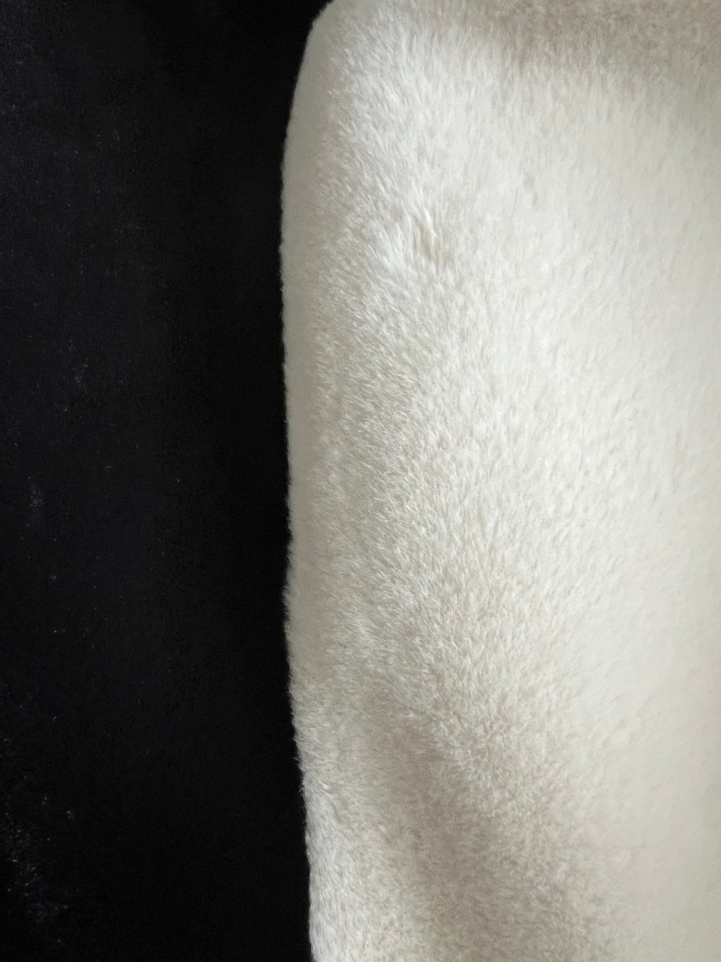 Tas Fluffy - Zwart-wit closeup